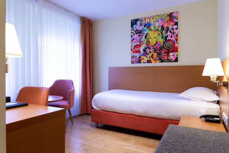 Hotel H�tel Perrin