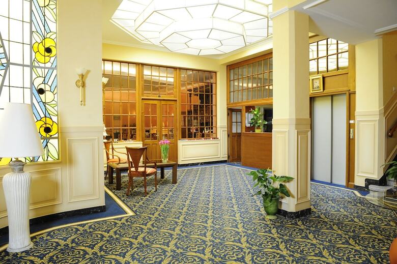 Hotel H�tel Perrin