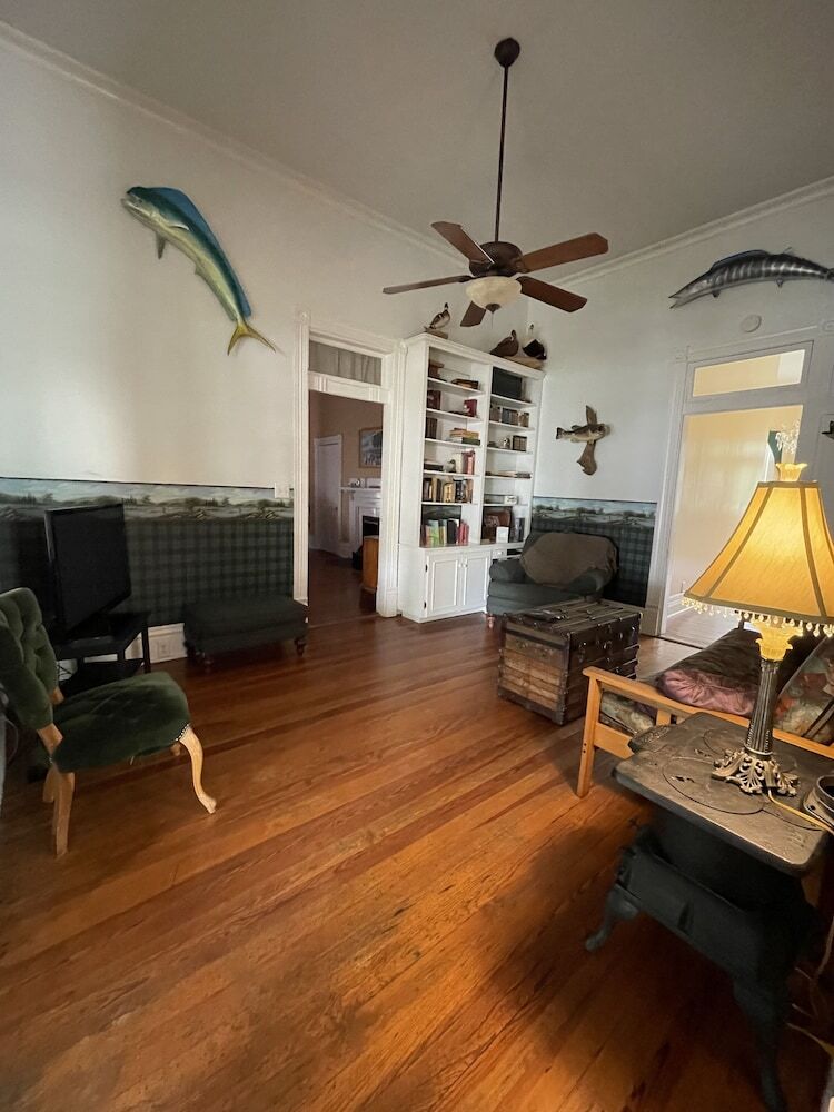 Bed & Breakfast Carriage Lane Inn