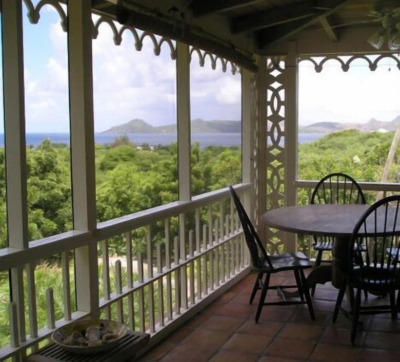 Dolphin House Villa
