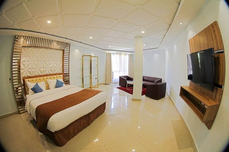 Hotel Salama Bling Beach Resort
