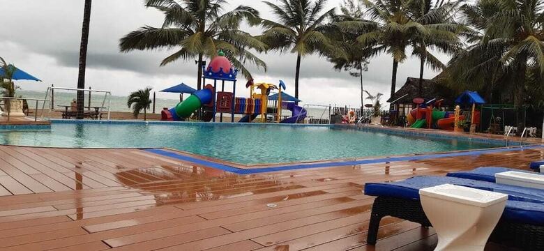 Hotel Salama Bling Beach Resort