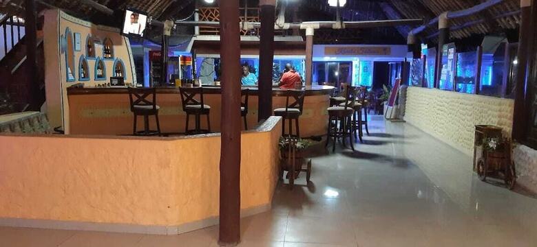 Hotel Salama Bling Beach Resort