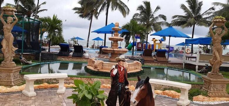 Hotel Salama Bling Beach Resort