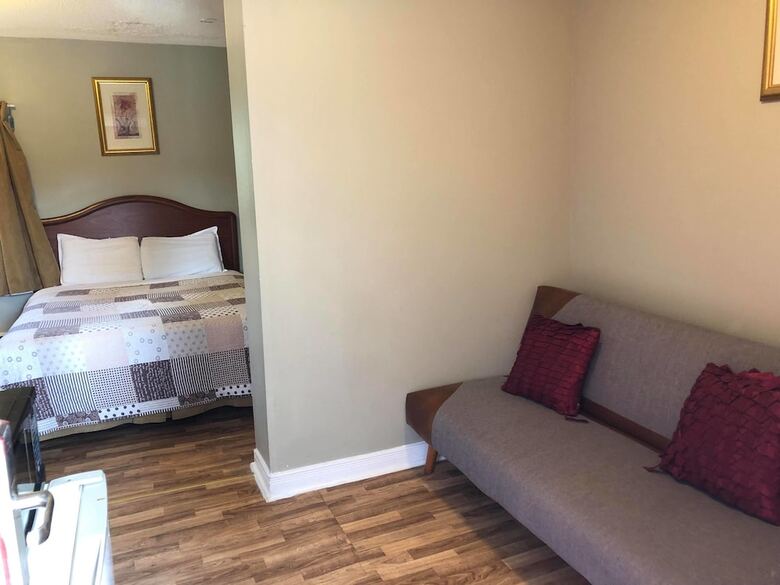 Motel Niagara Inn & Suites