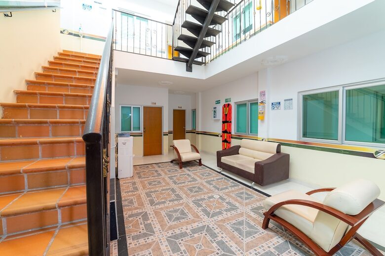Hotel Ayenda Zhena