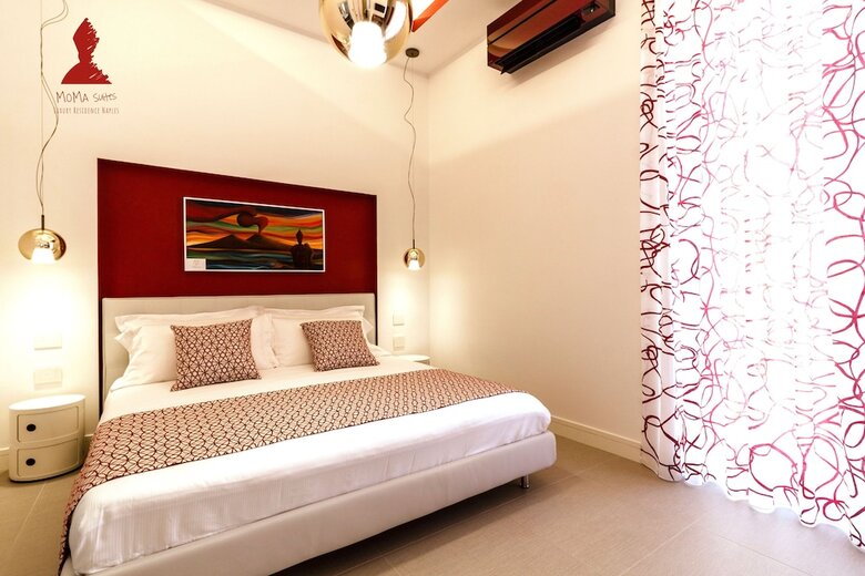 Moma Suites