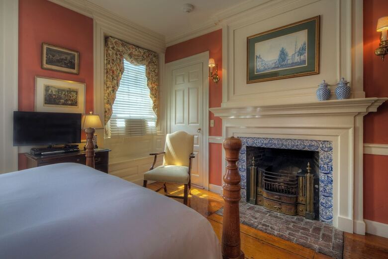 Bed & Breakfast Francis Malbone House Inn