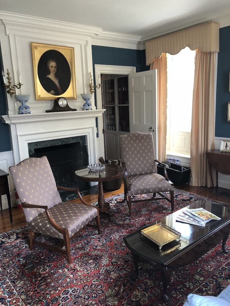 Bed & Breakfast Francis Malbone House Inn