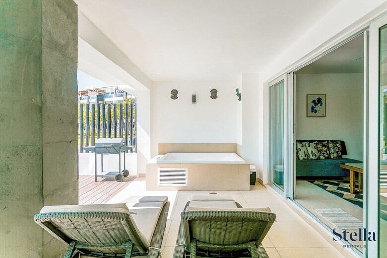 Aparthotel Mareazul By Stella Rentals