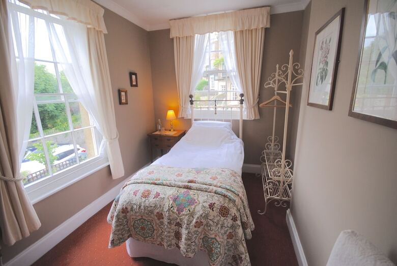 Churchill Guest House