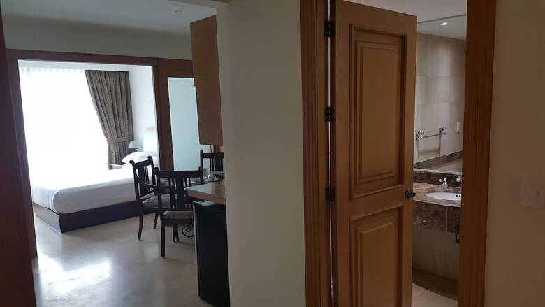 Apartamentos Suites Lerma 202