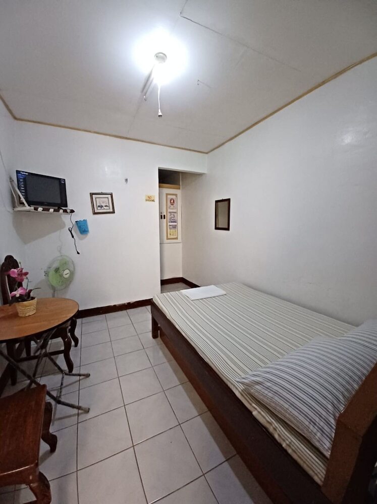 Hotel Oyo 909 Jc Affordable Transient