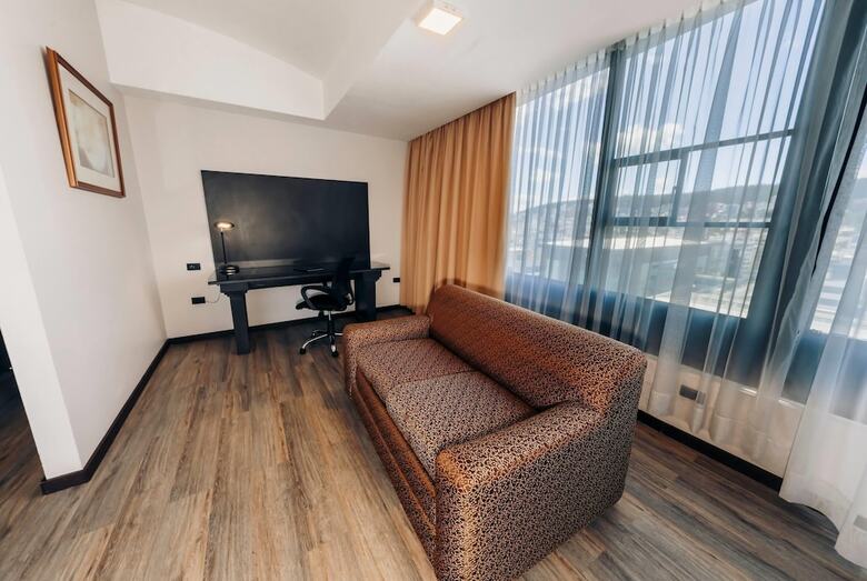 Hotel La Quinta By Wyndham Quito
