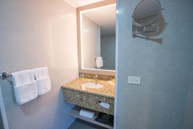 Hotel La Quinta By Wyndham Quito