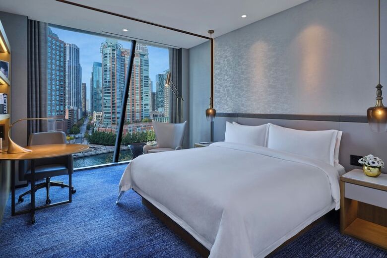 Hotel The St. Regis Chicago