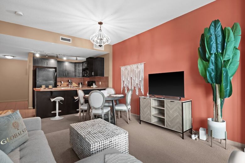 Apartamentos Globalstay. Gorgeous Downtown Condos. Free Parking