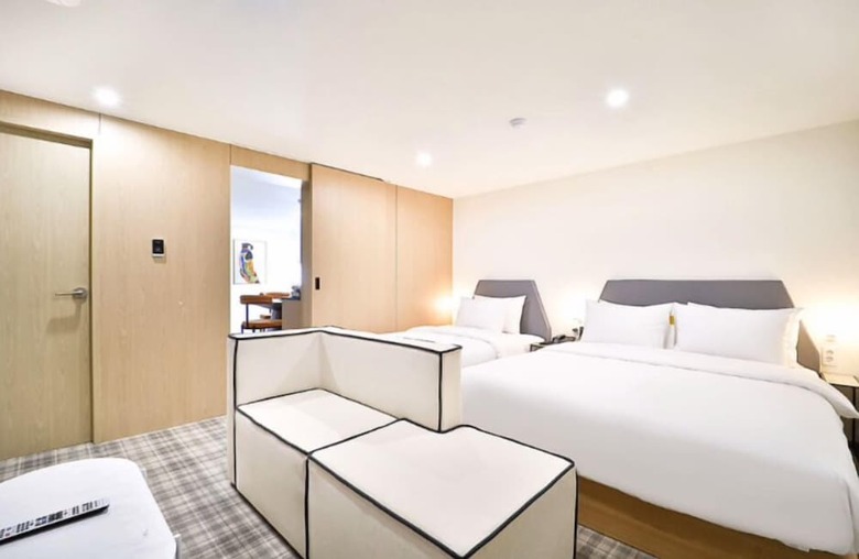 Brown Dot Hotel Yeongdo Daegyo