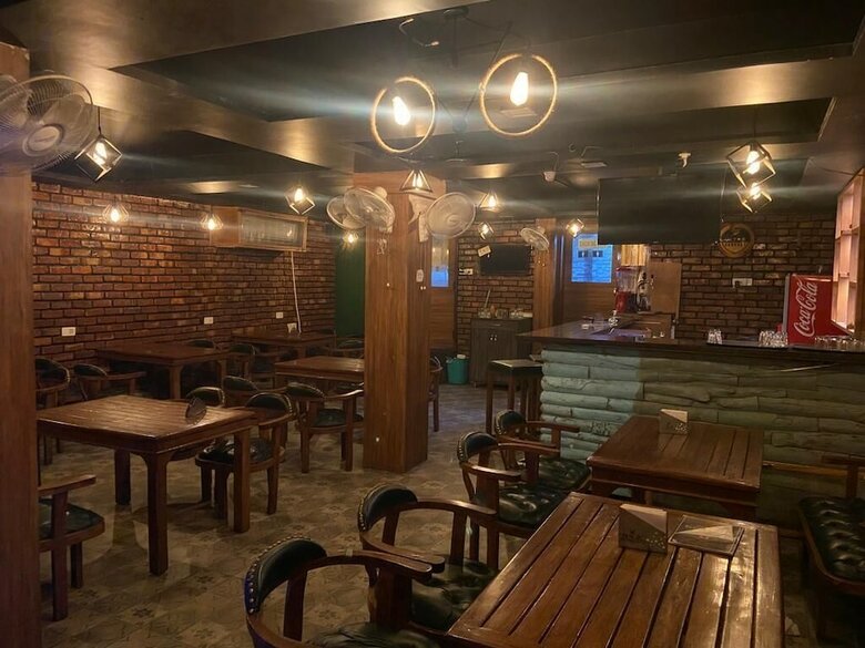 Hotel D 0101 Cafe And Lounge