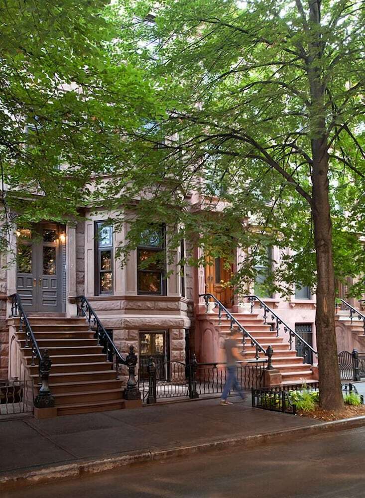 Arlington Place Bed & Breakfast