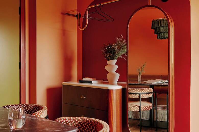 Hotel Ember Locke Kensington