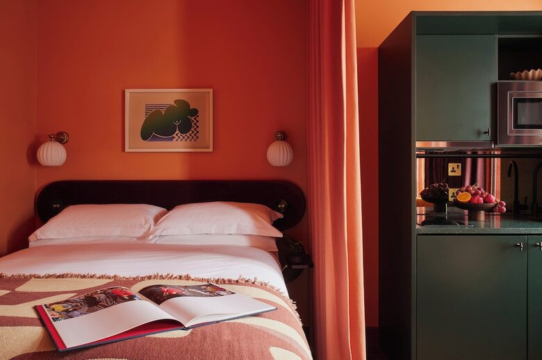 Hotel Ember Locke Kensington