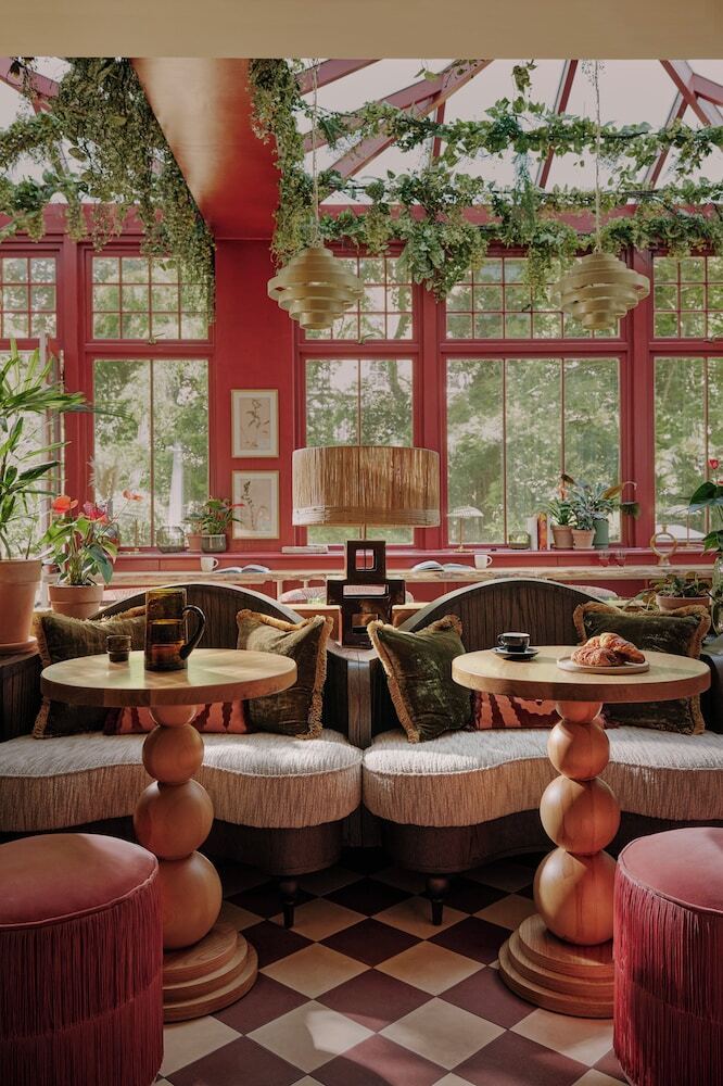 Hotel Ember Locke Kensington