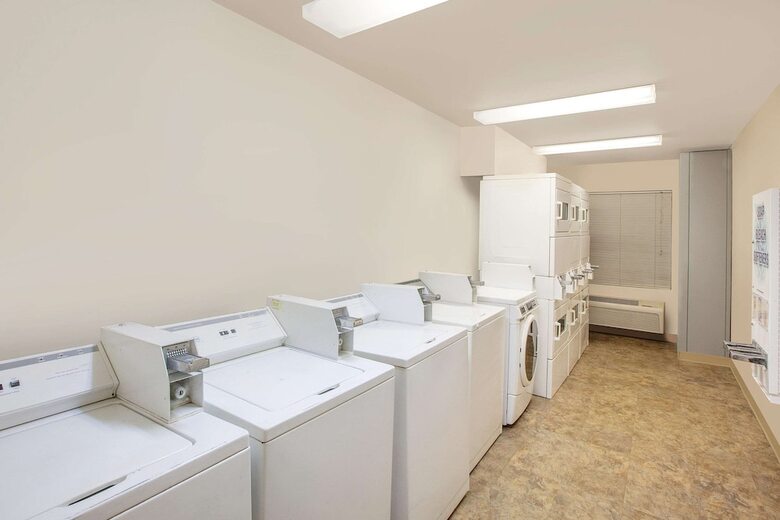 Hotel Woodspring Suites Jacksonville Beach Blvd