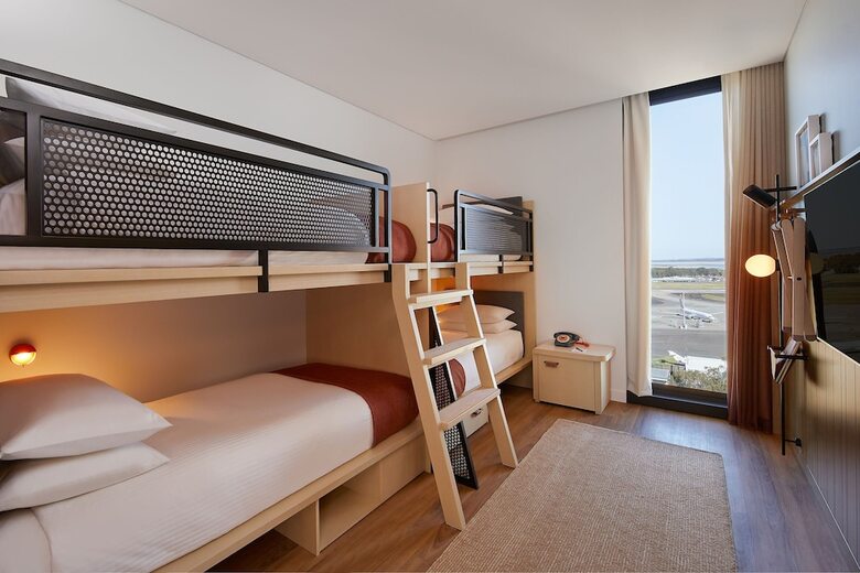 Hotel Moxy Sydney Airport