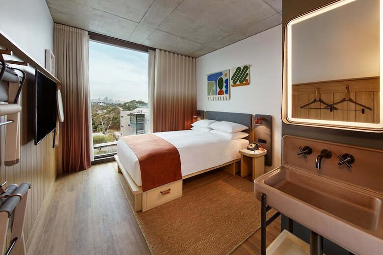 Hotel Moxy Sydney Airport