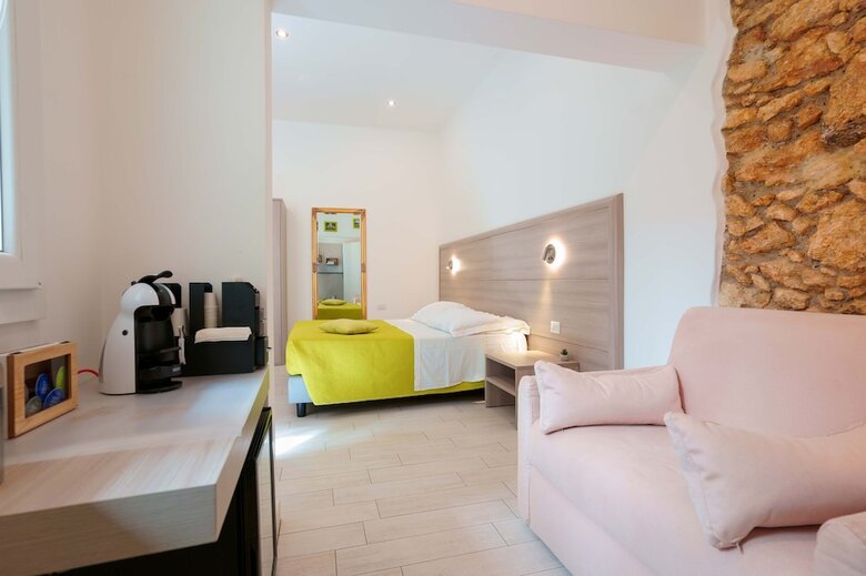 Bardilio Luxury Rooms Iun P1813