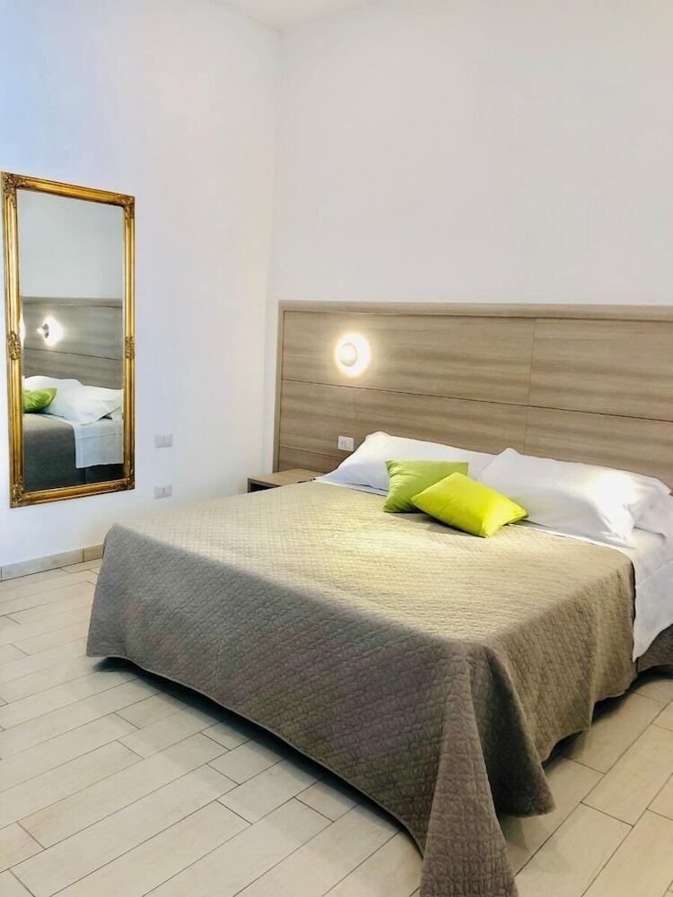 Bardilio Luxury Rooms Iun P1813
