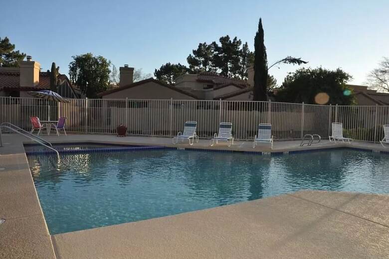 Charming 2br-2ba By Bluebarrelhomes