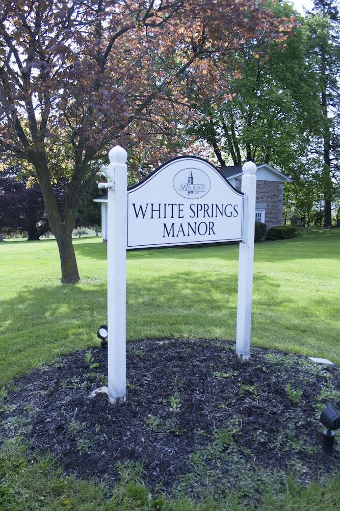 Hotel White Springs Manor A Belhurst Property