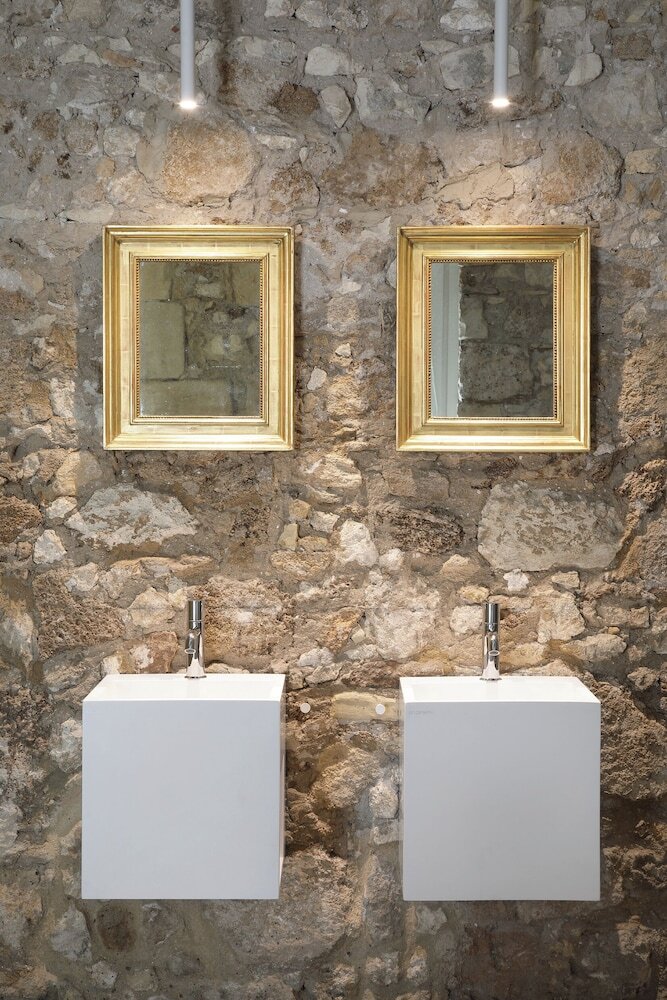 Isonzo Suites