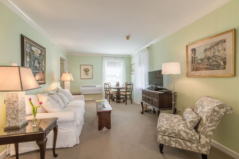 Bed & Breakfast North Bridge Inn