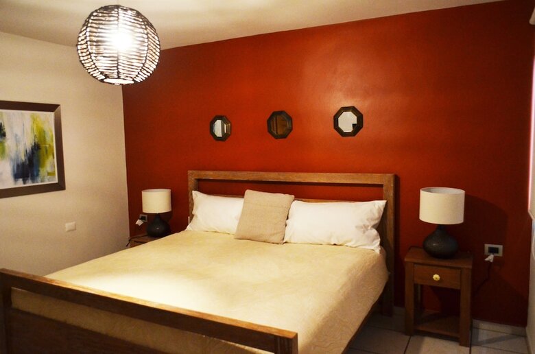 Aparthotel The Doors Suites