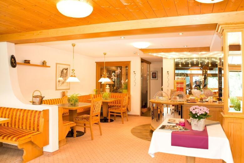 Hotel Caprice