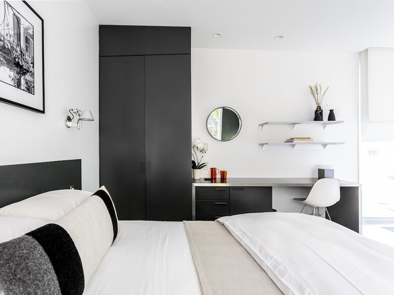 Frame Hotel - Treehouse