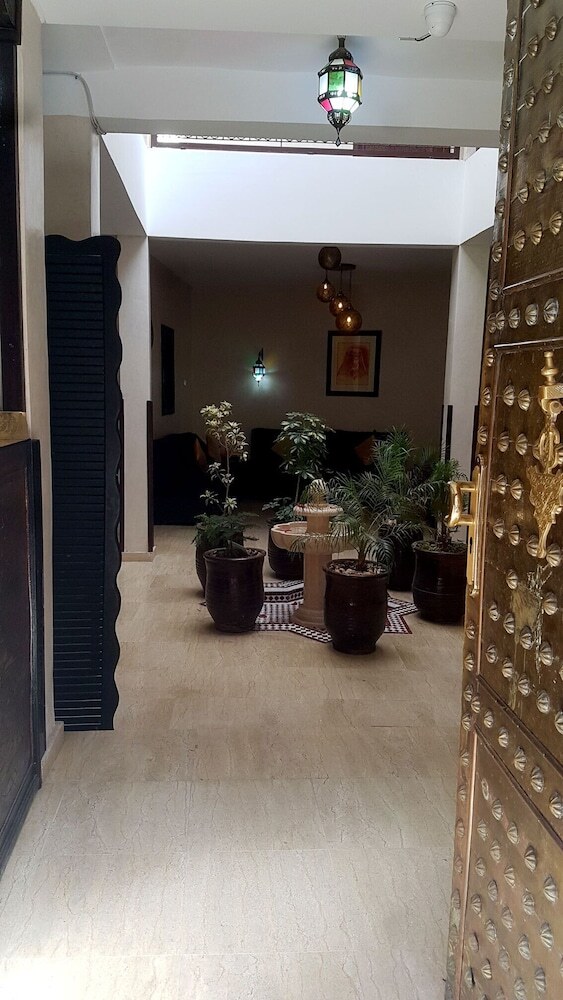 Riad Makech