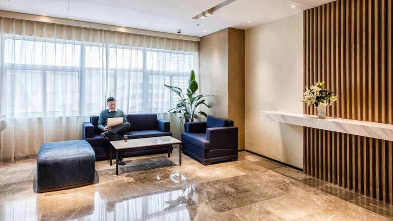 Zhangjiagang Suning Auraya Hotel