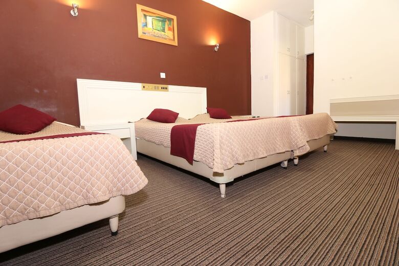 Hotel Kings Annex