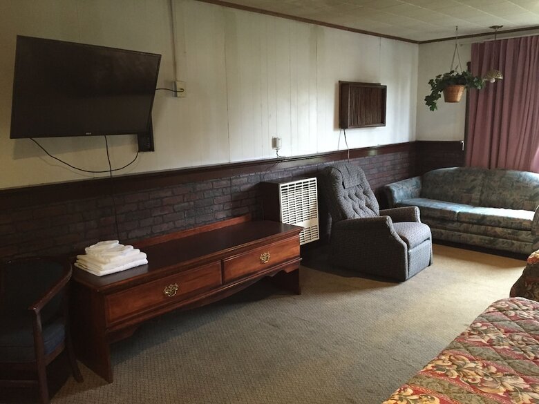 Double A Motel
