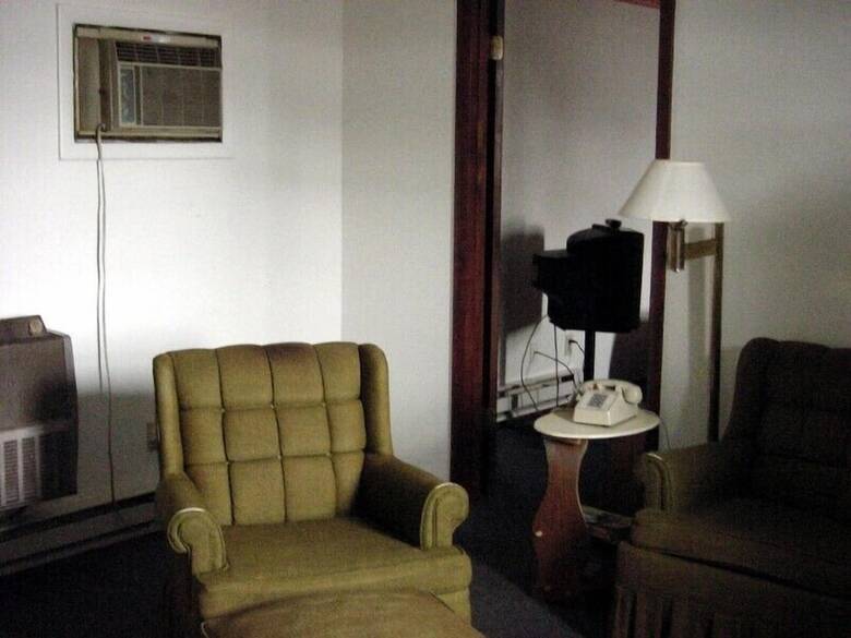 Double A Motel