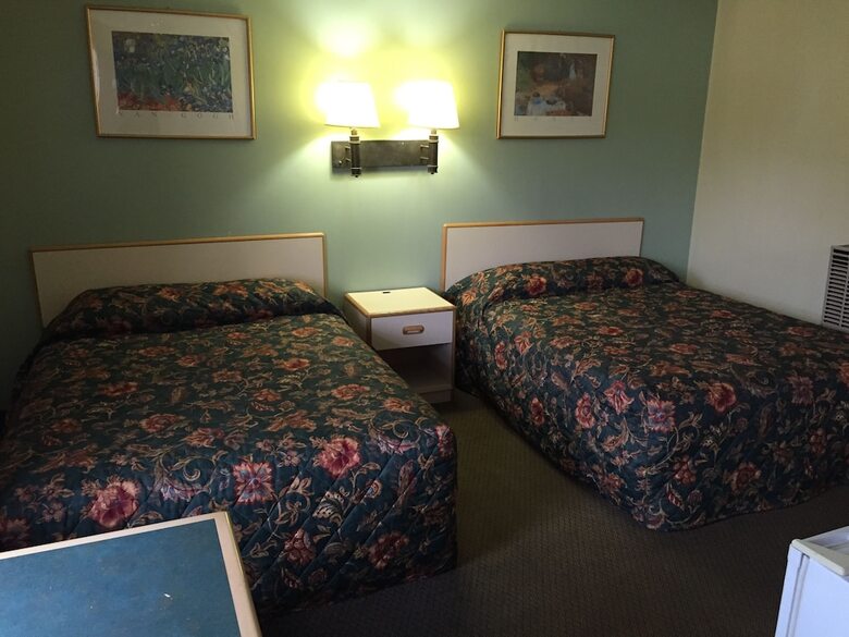 Double A Motel