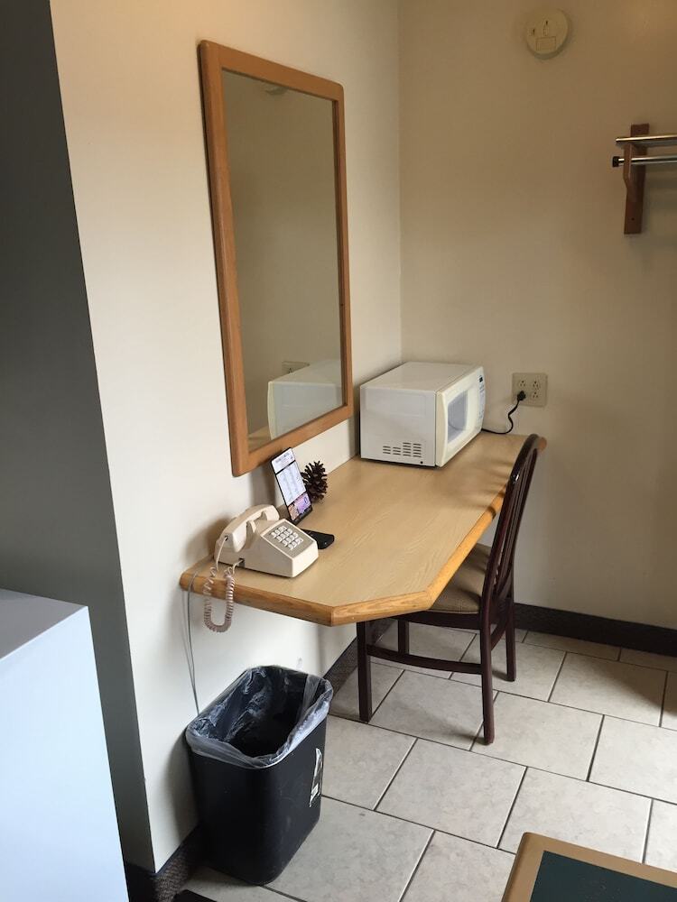 Double A Motel