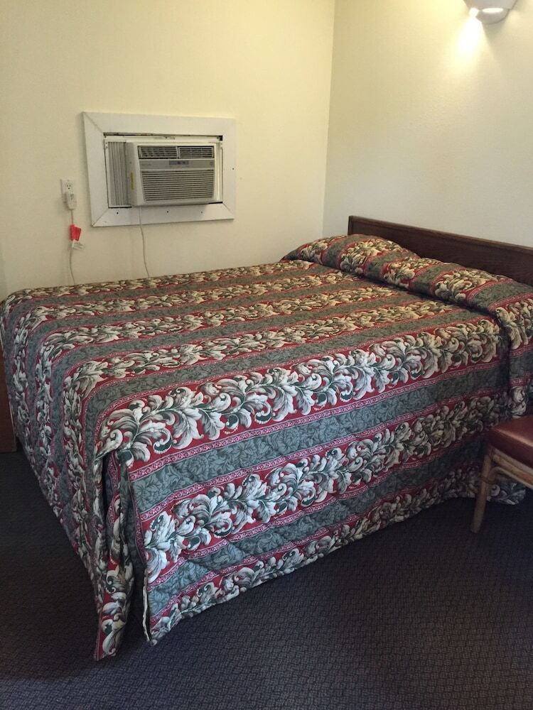 Double A Motel