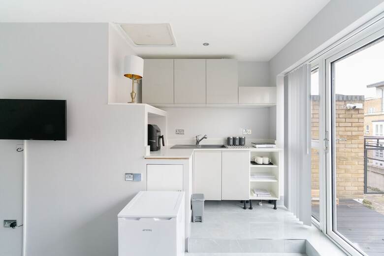 Luxury 5bd Guesthouse