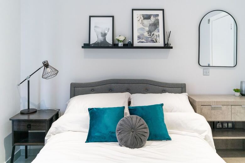 Luxury 5bd Guesthouse