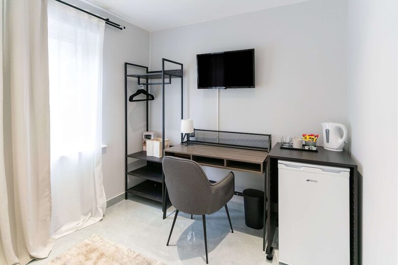 Luxury 5bd Guesthouse